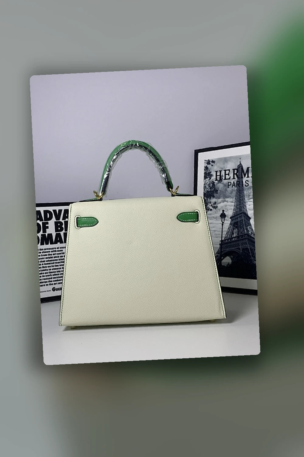 NB - HMS Bag - 837