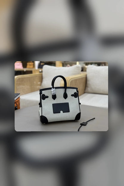 NB - HMS Bag - 1032
