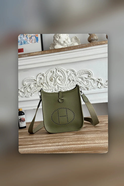 NB - HMS Bag - 1004