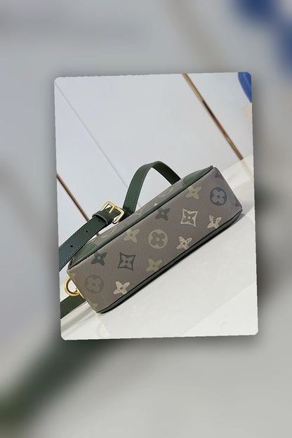 NB - LOV Bag - 934
