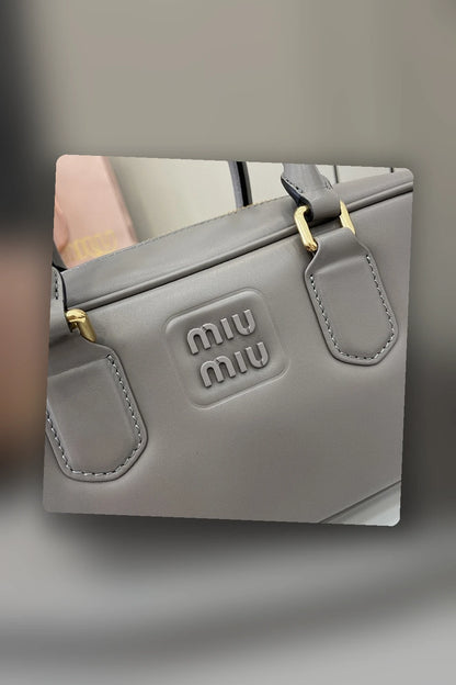 NB - MMU Bag - 979
