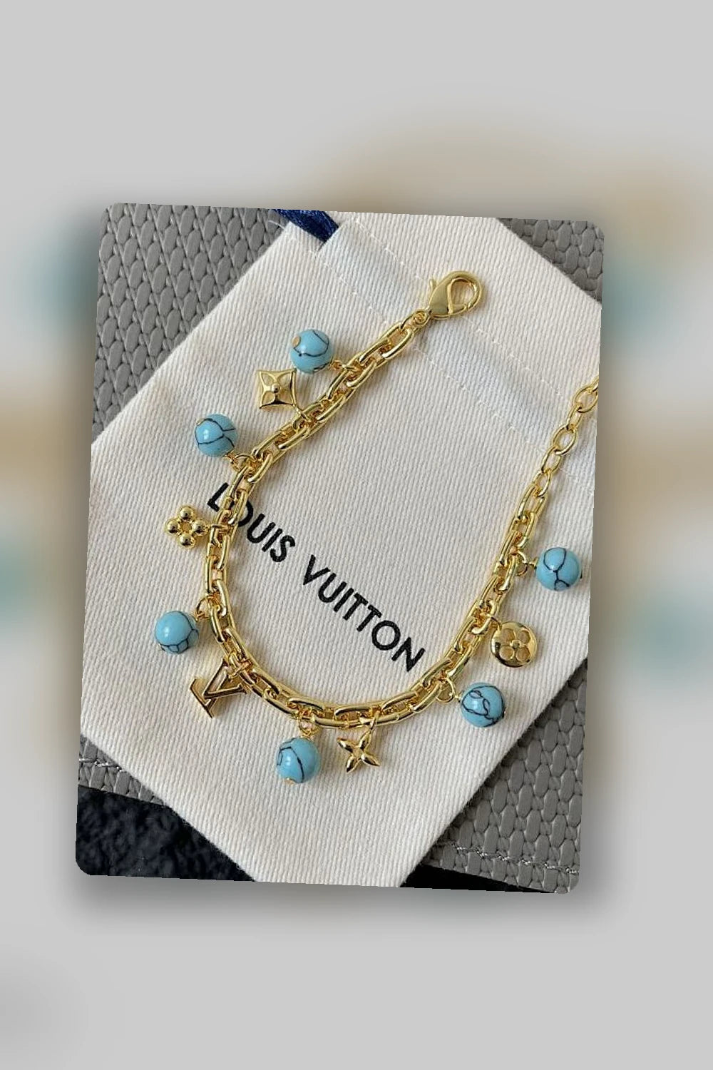 NB - LOV Jewelry - 820