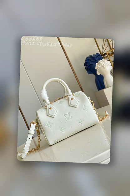 NB - LOV Bag - 650