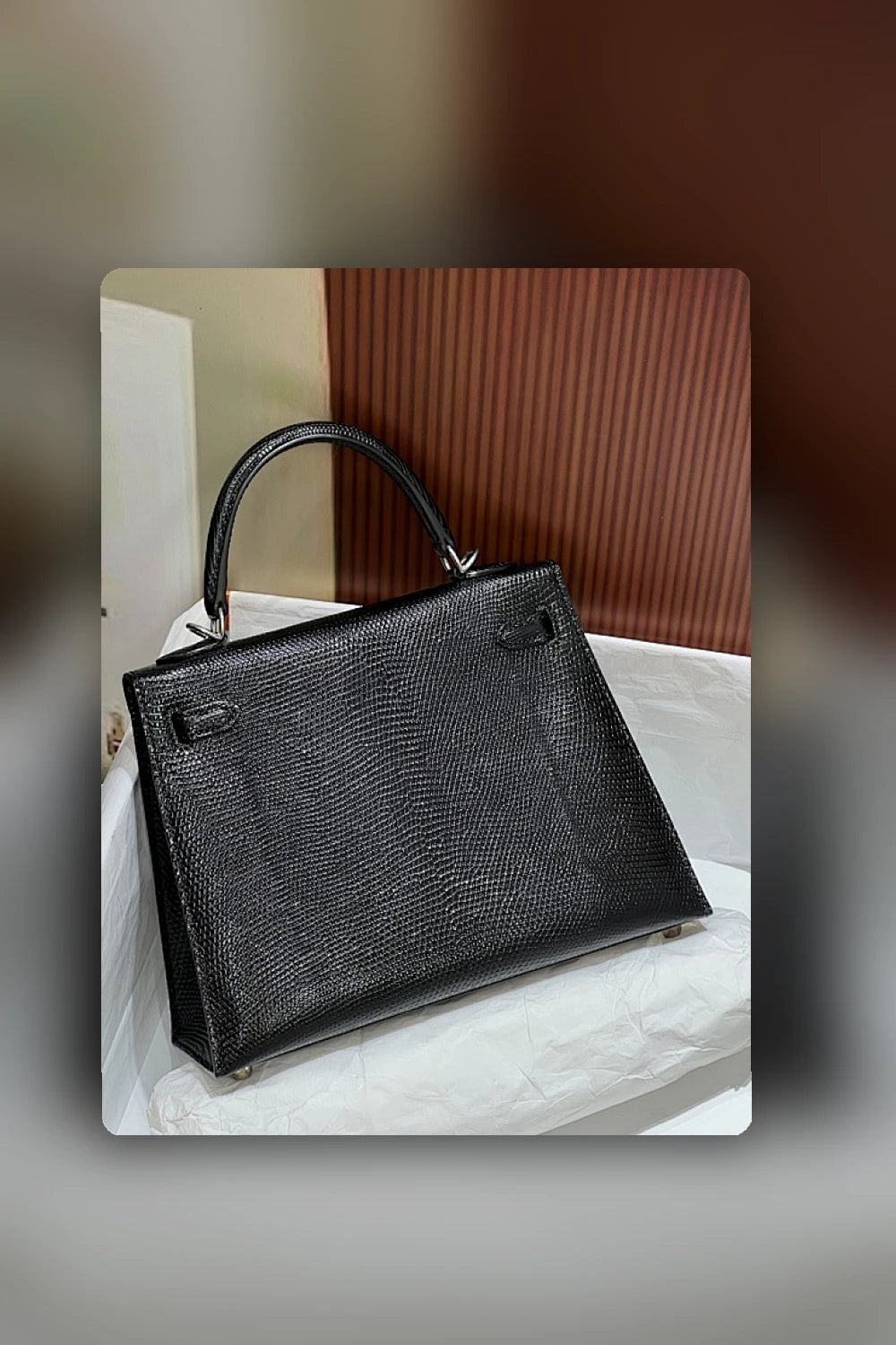 NB - HMS Bag - 643