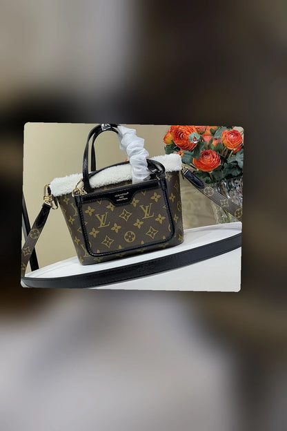 NB - LOV Bag - 960