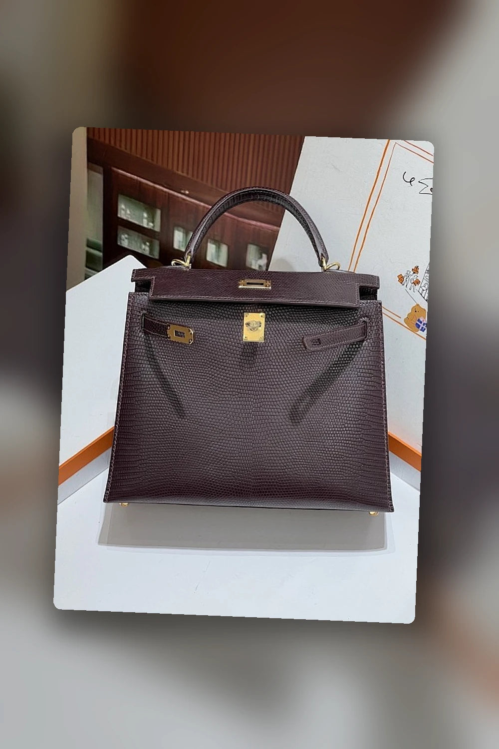 NB - HMS Bag - 646