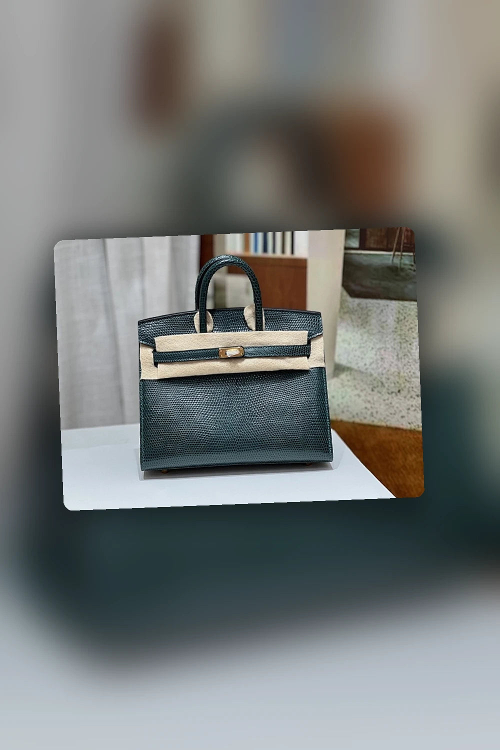 NB - HMS Bag - 677