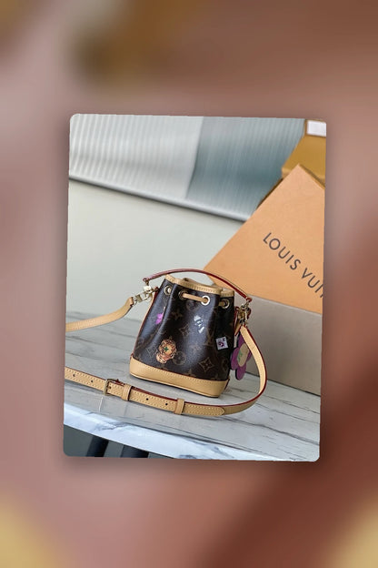 NB - LOV Bag - 697