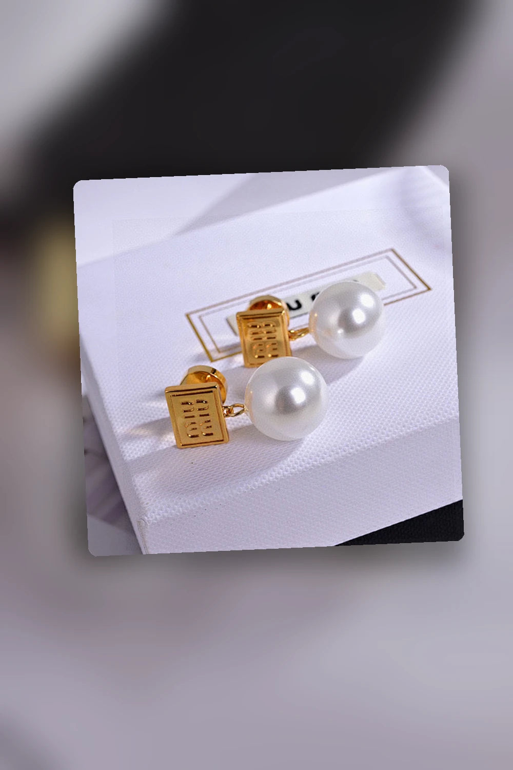 NB - MMU Jewelry - 127