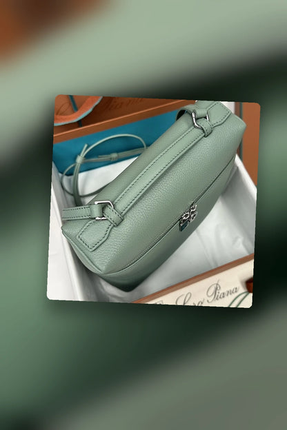 NB - DLVX Bag - 124