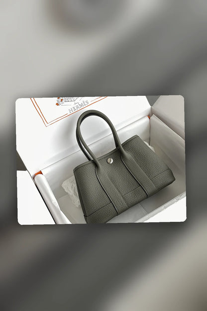 NB - HMS Bag - 044