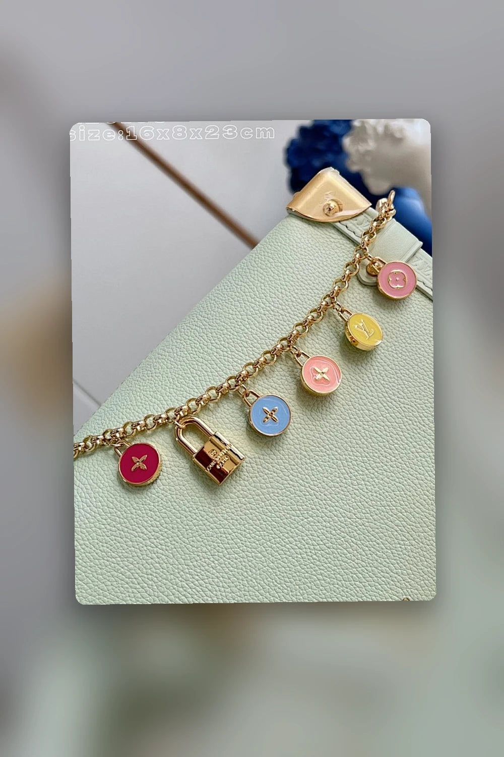NB - LOV Bag - 126