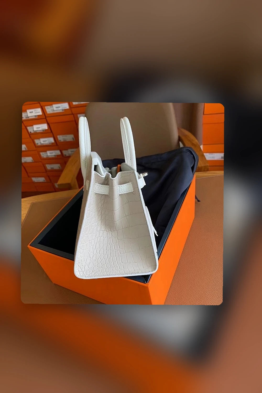 NB - HMS Bag - 1398