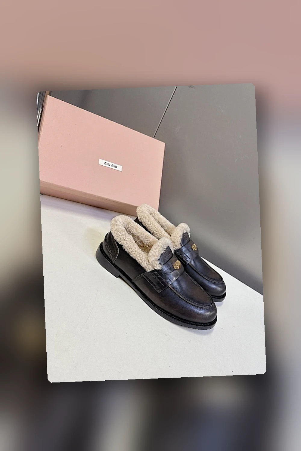 NB - MMU Women Shoes - 868
