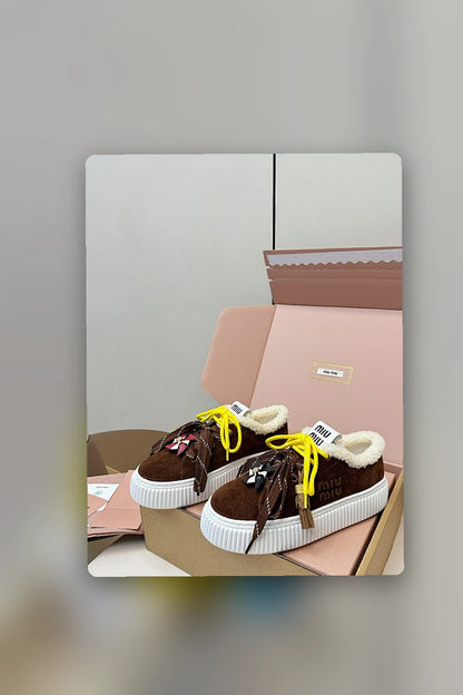 NB - MMU Women Shoes - 735