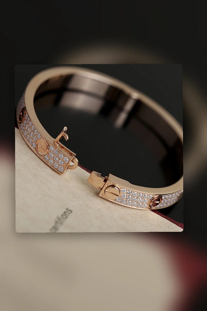 NB - CRA Jewelry - 108