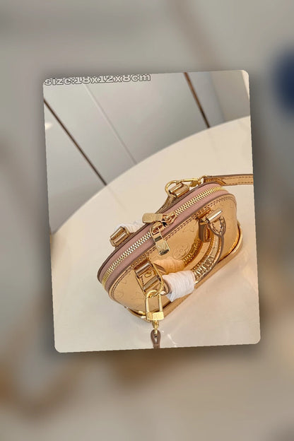 NB - LOV Bag - 820