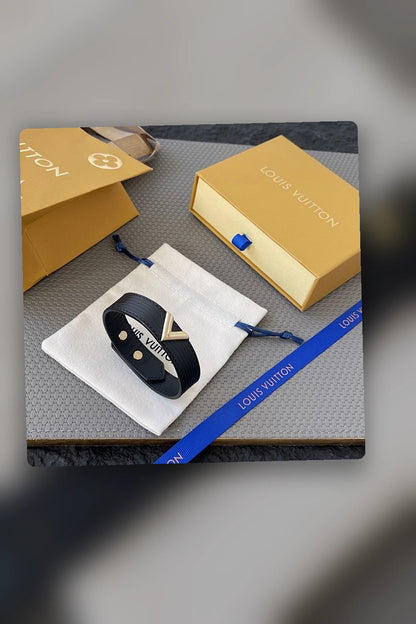 NB - LOV Jewelry - 866