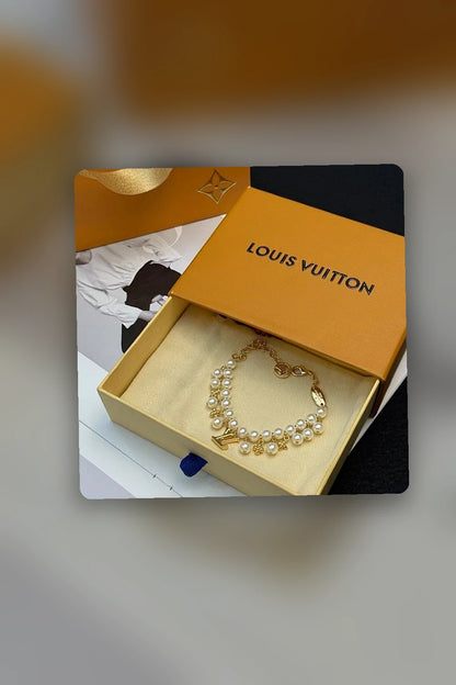 NB - LOV Jewelry - 341