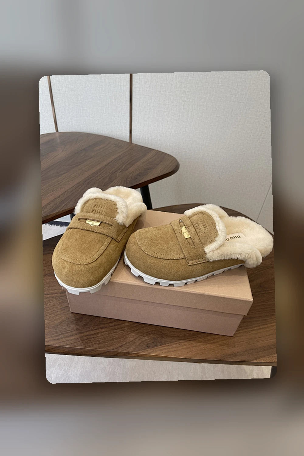 NB - MMU Women Shoes - 460