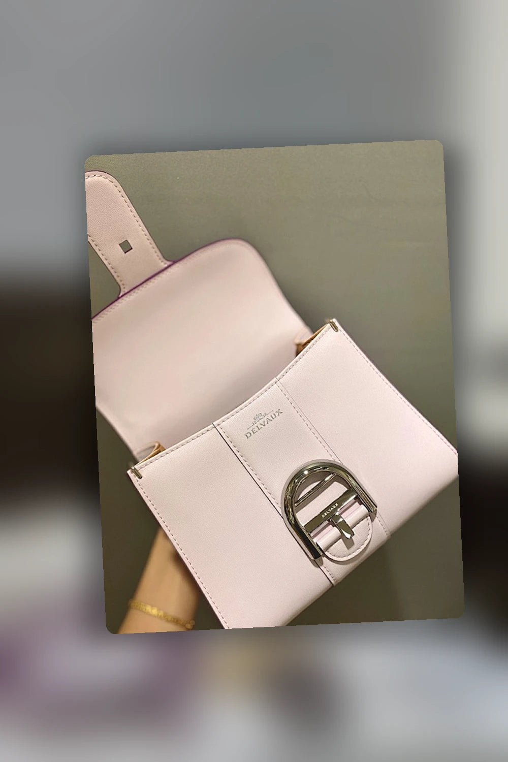 NB - DLVX Bag - 275