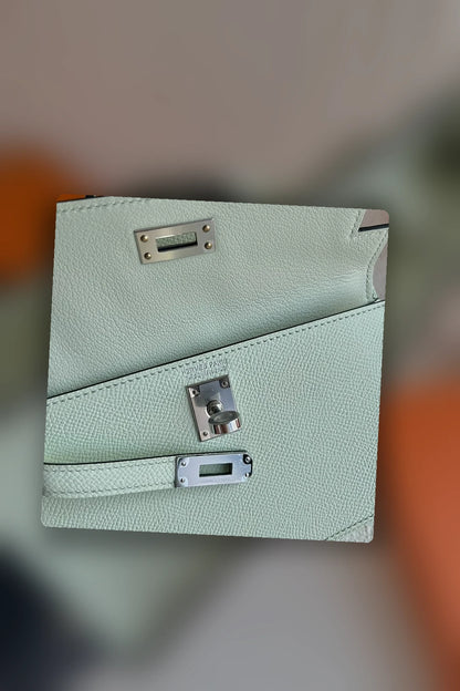 NB - HMS Bag - 258