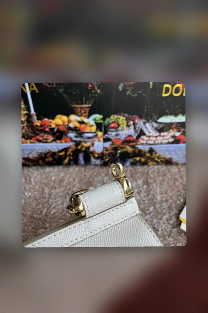 NB - DAG Bag - 012