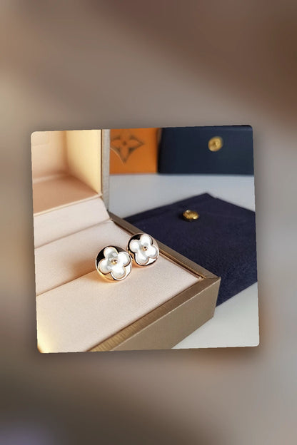 NB - LOV Jewelry - 315