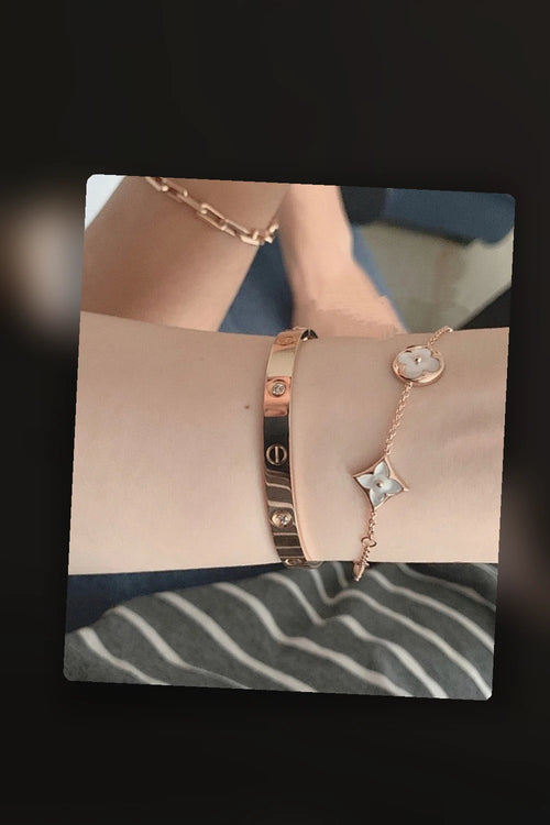 NB - LOV Jewelry - 813