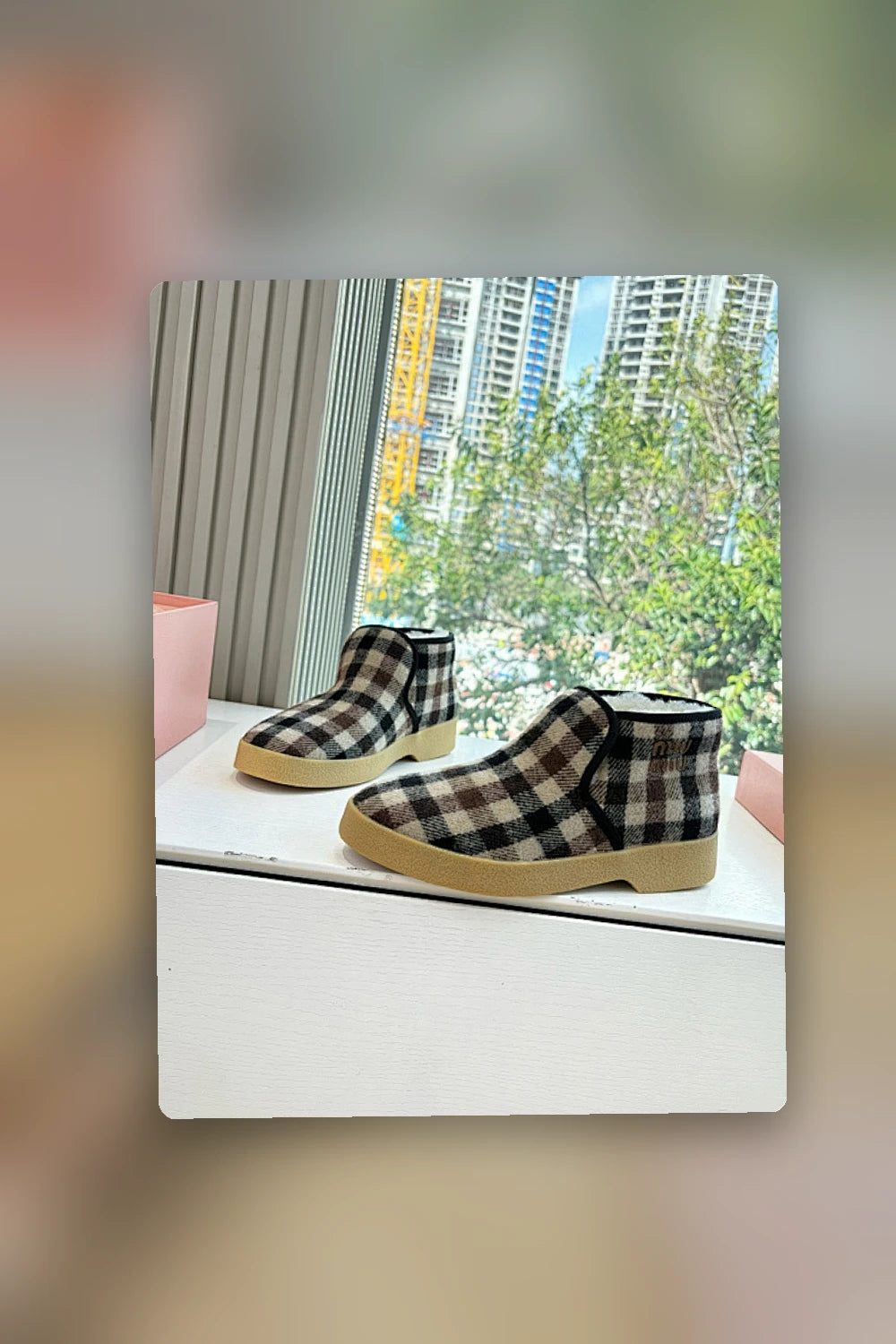 NB - MMU Women Shoes - 636