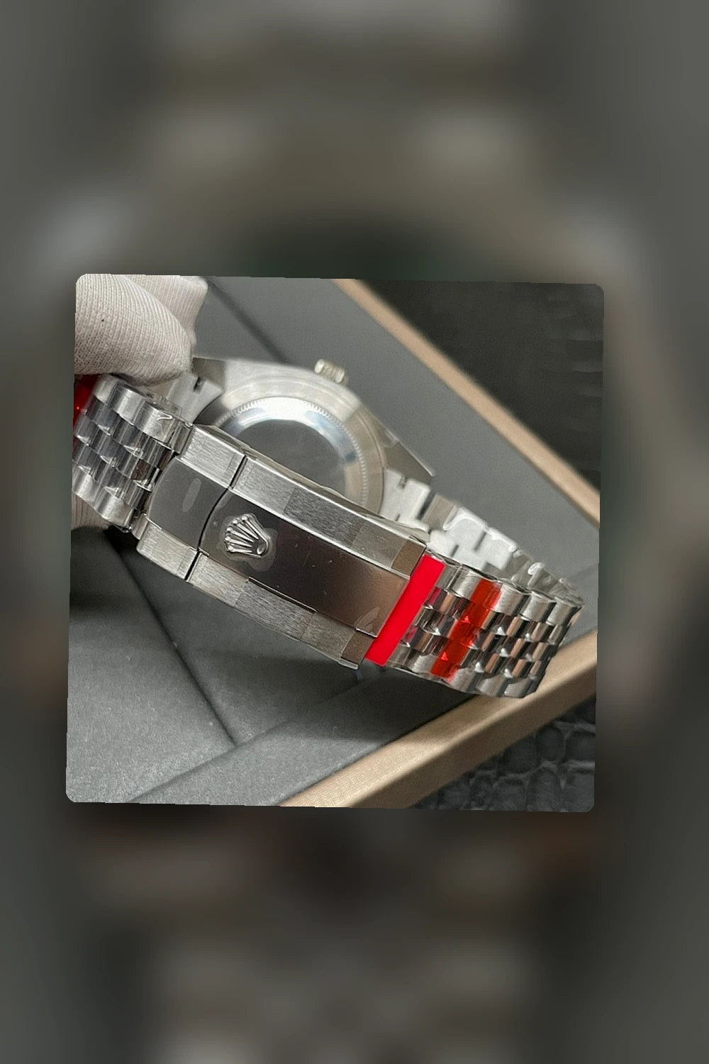 NB - Mix Watch - 208