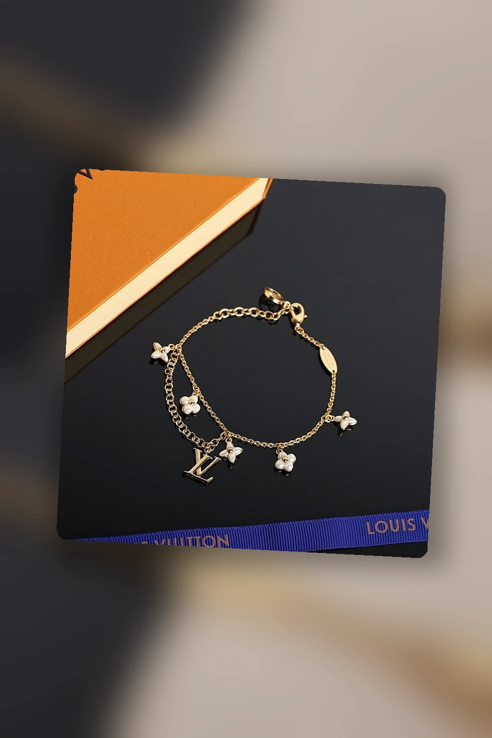 NB - LOV Jewelry - 824