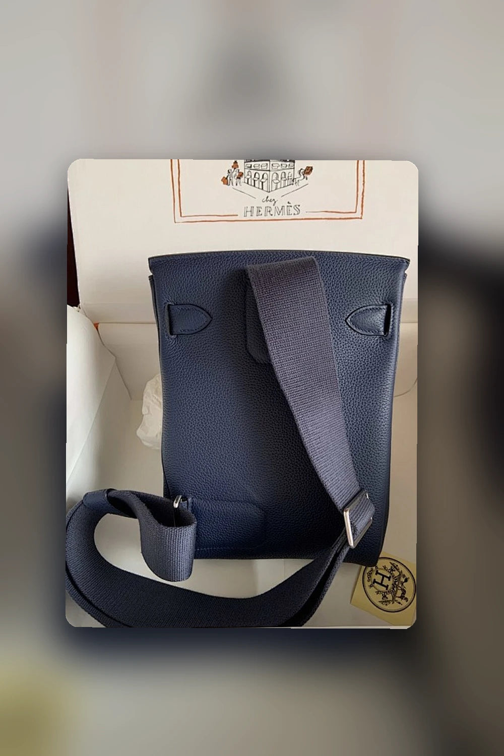 NB - HMS Bag - 1354