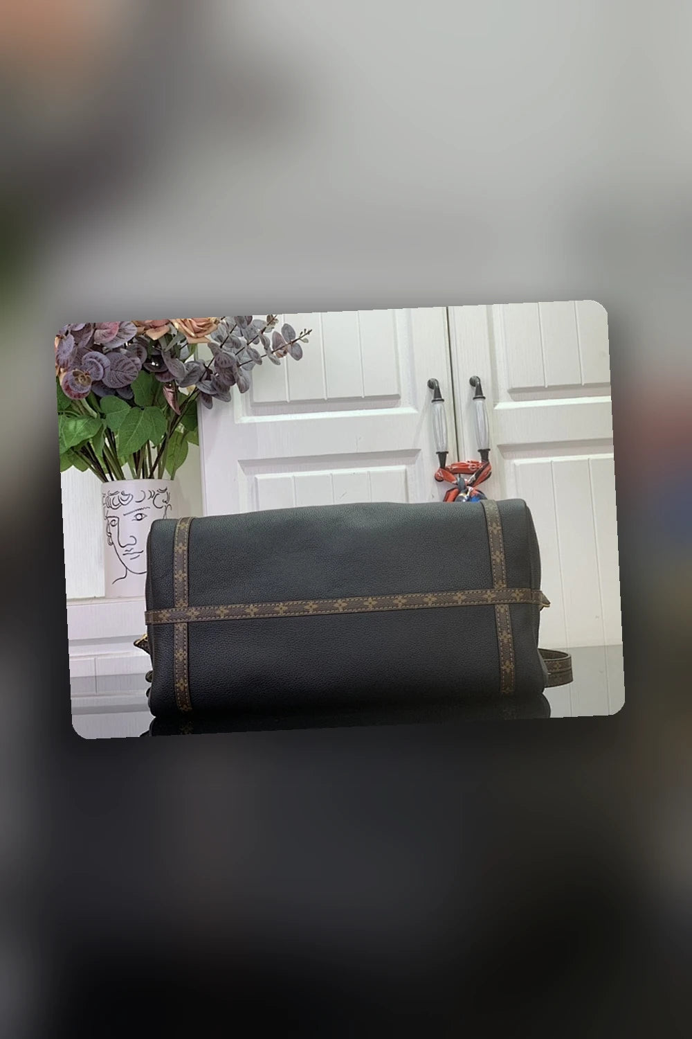 NB - LOV Bag - 1860