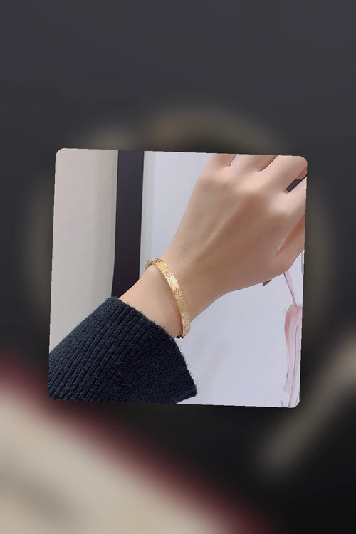 NB - CRA Jewelry - 063