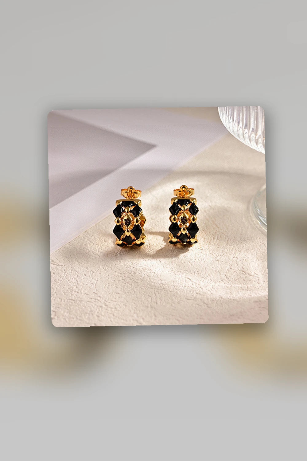 NB - LOV Jewelry - 370