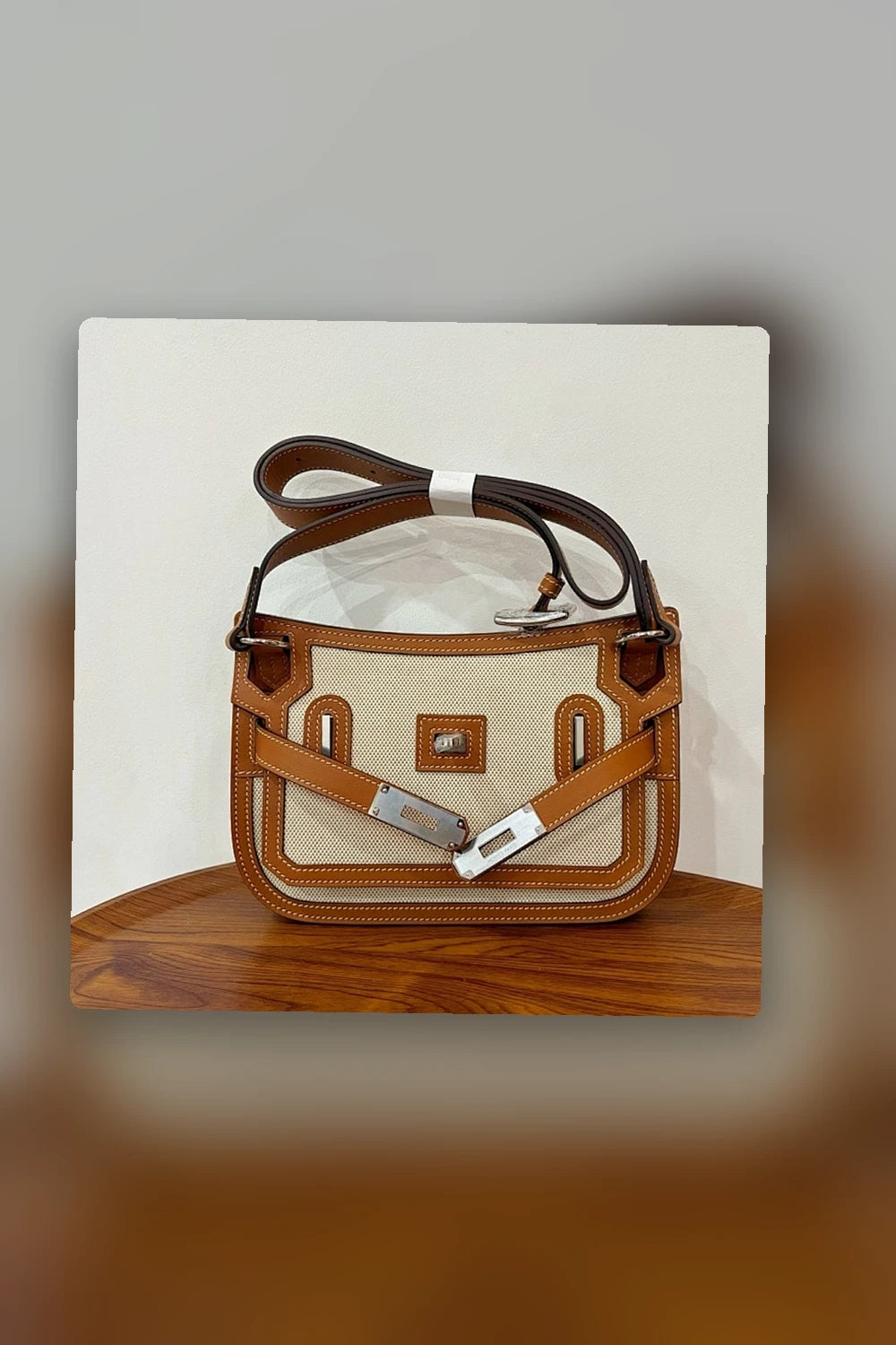 NB - HMS Bag - 1705