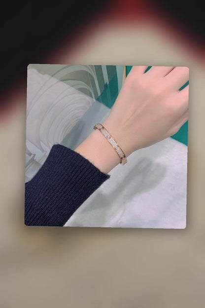 NB - CRA Jewelry - 118