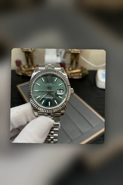 NB - Mix Watch - 1719