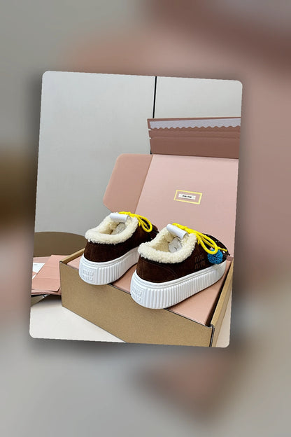 NB - MMU Women Shoes - 735