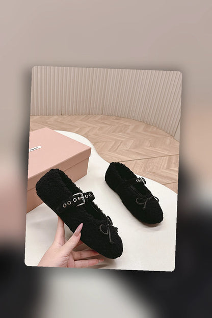 NB - MMU Women Shoes - 282