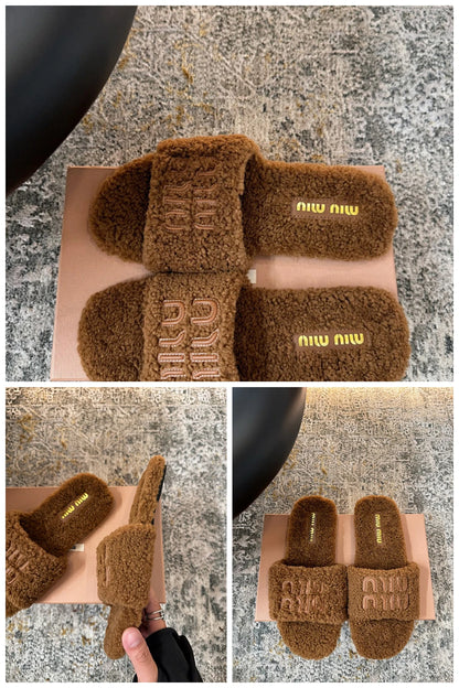 NB - MMU Women Shoes - 550