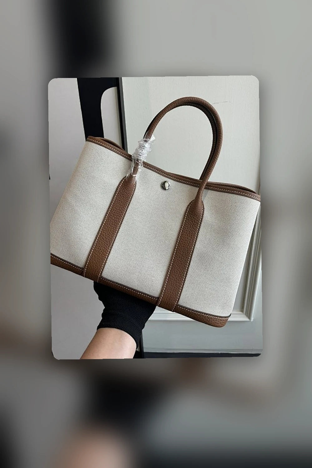 NB - HMS Bag - 084