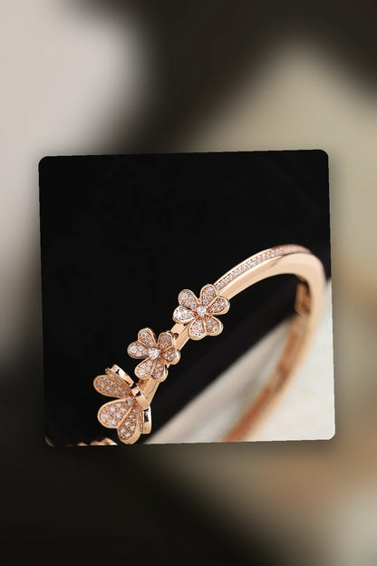 NB - VACA Jewelry - 301