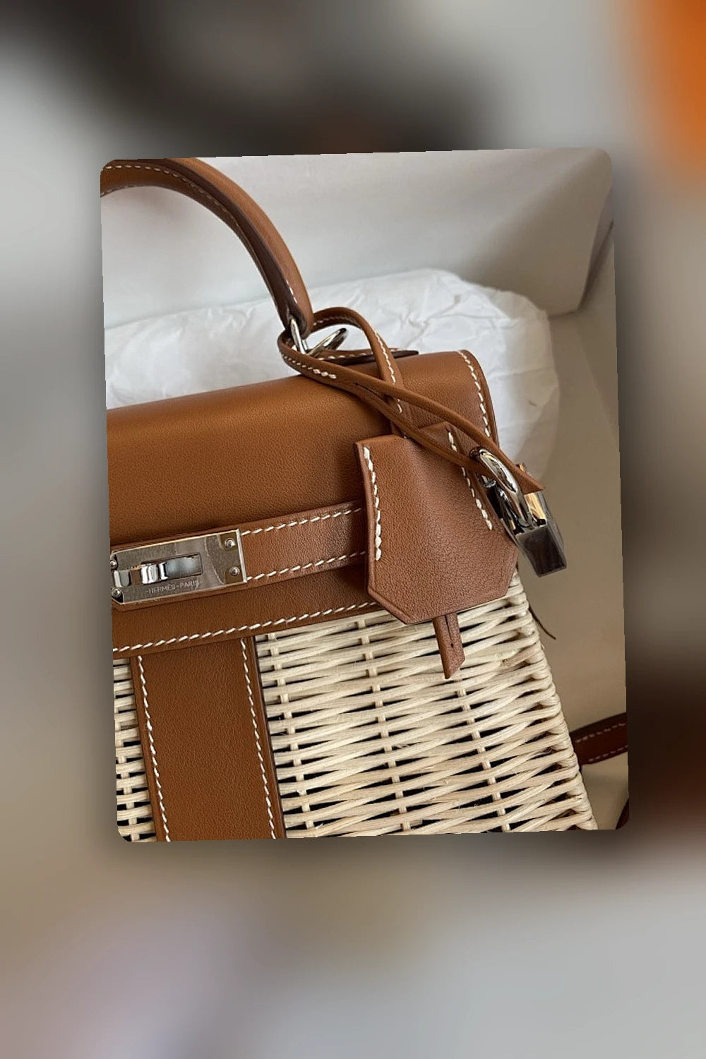 NB - HMS Bag - 1638