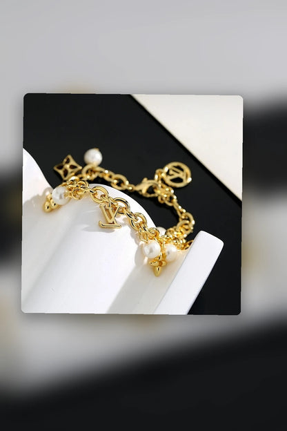 NB - LOV Jewelry - 358