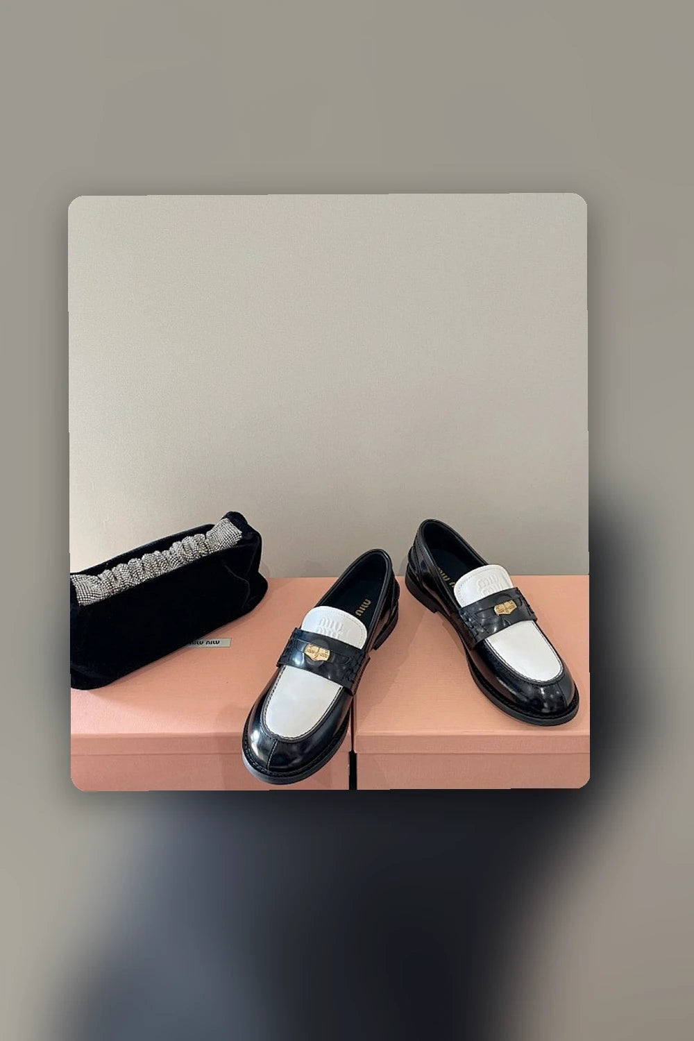 NB - MMU Women Shoes - 400