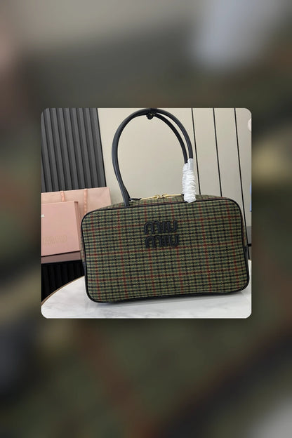NB - MMU Bag - 957