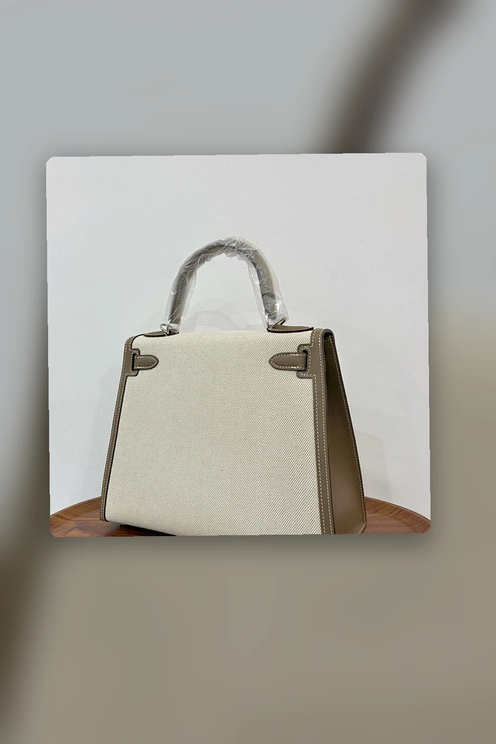 NB - HMS Bag - 1449