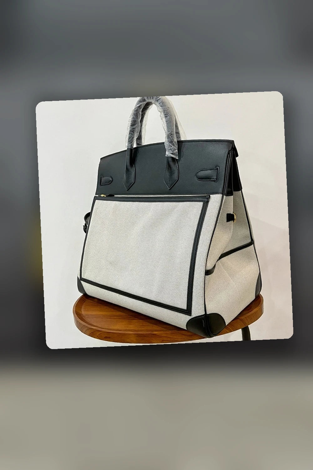 NB - HMS Bag - 1611